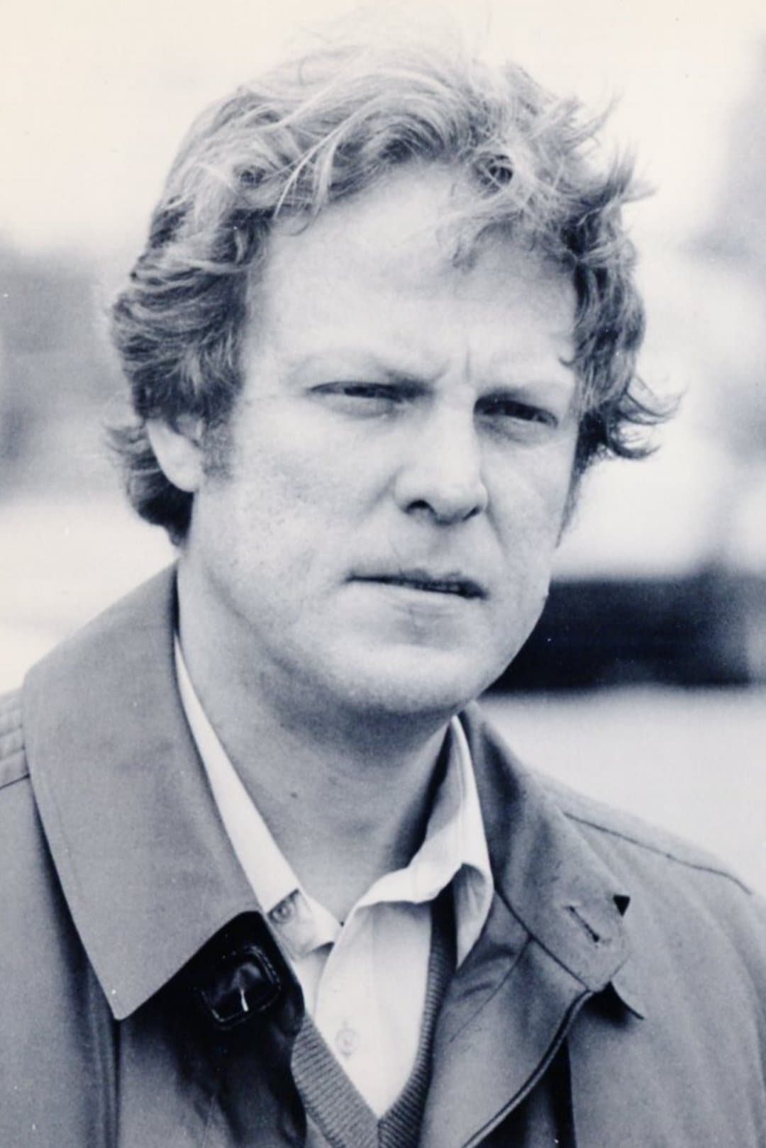 Gavin MacFadyen profile