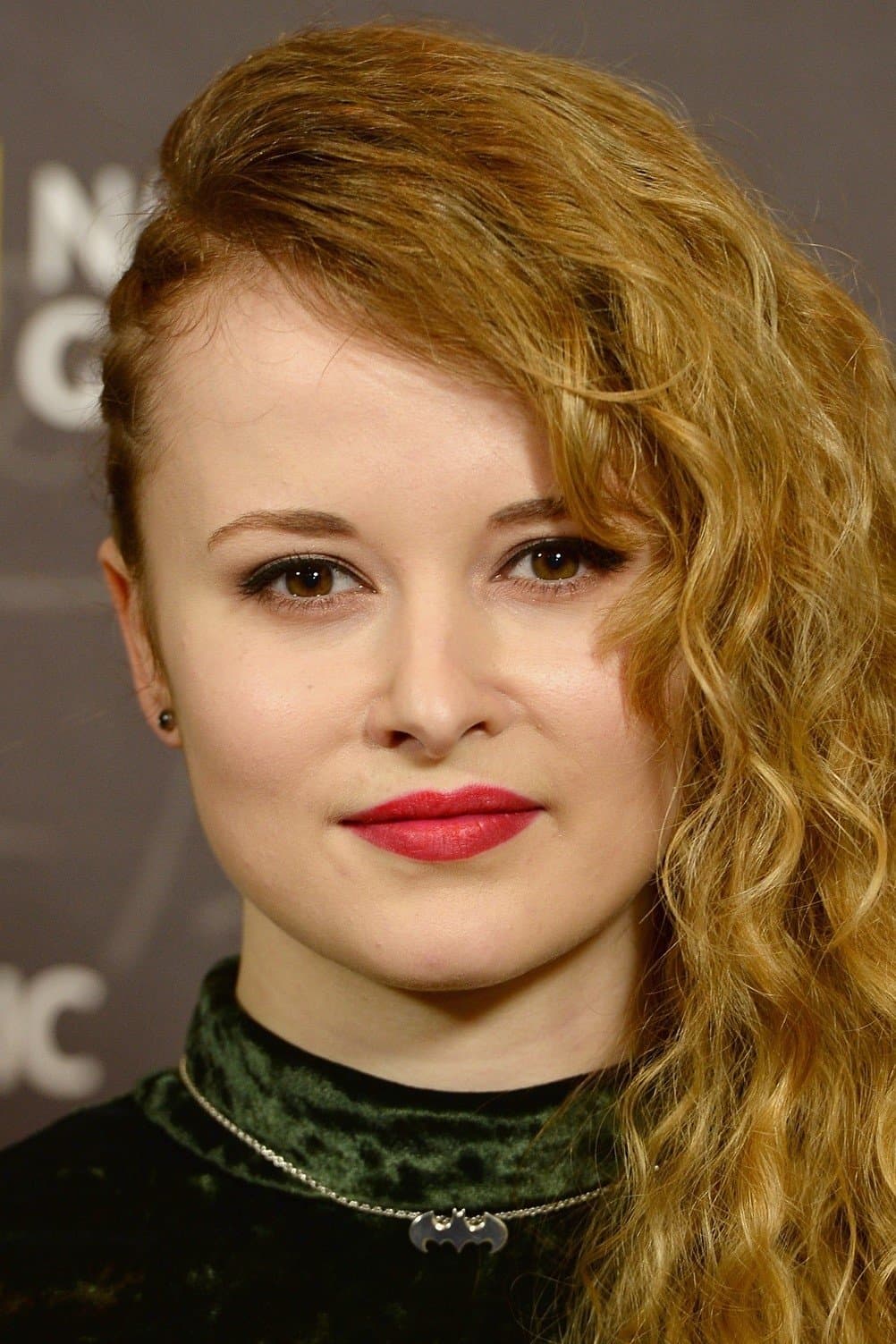 Shannon Tarbet profile