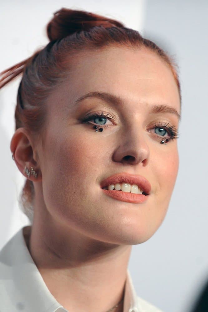 Caroline Hjelt profile