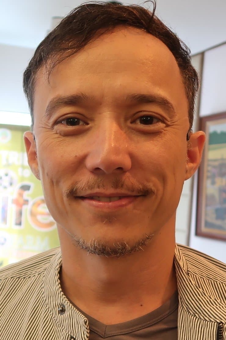 Epy Quizon profile