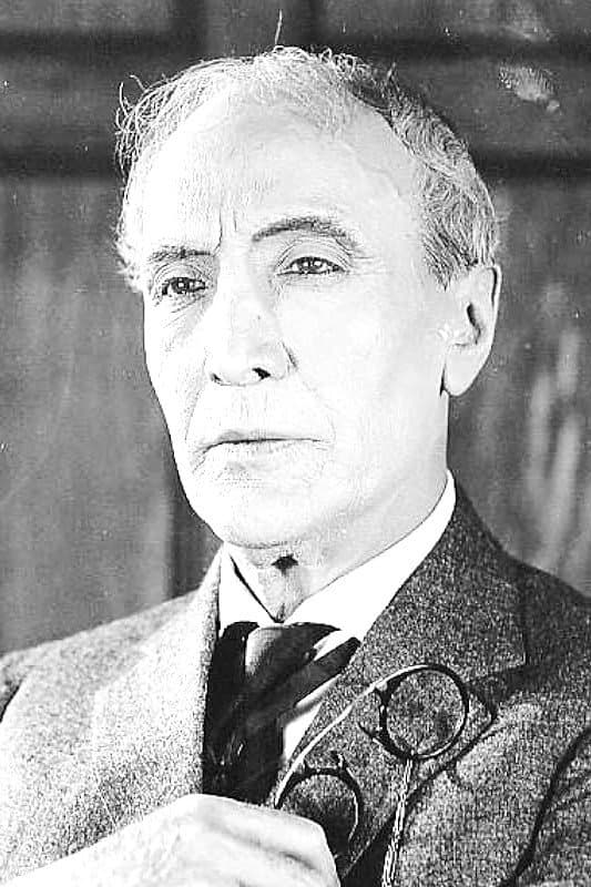 Stephen Grattan profile