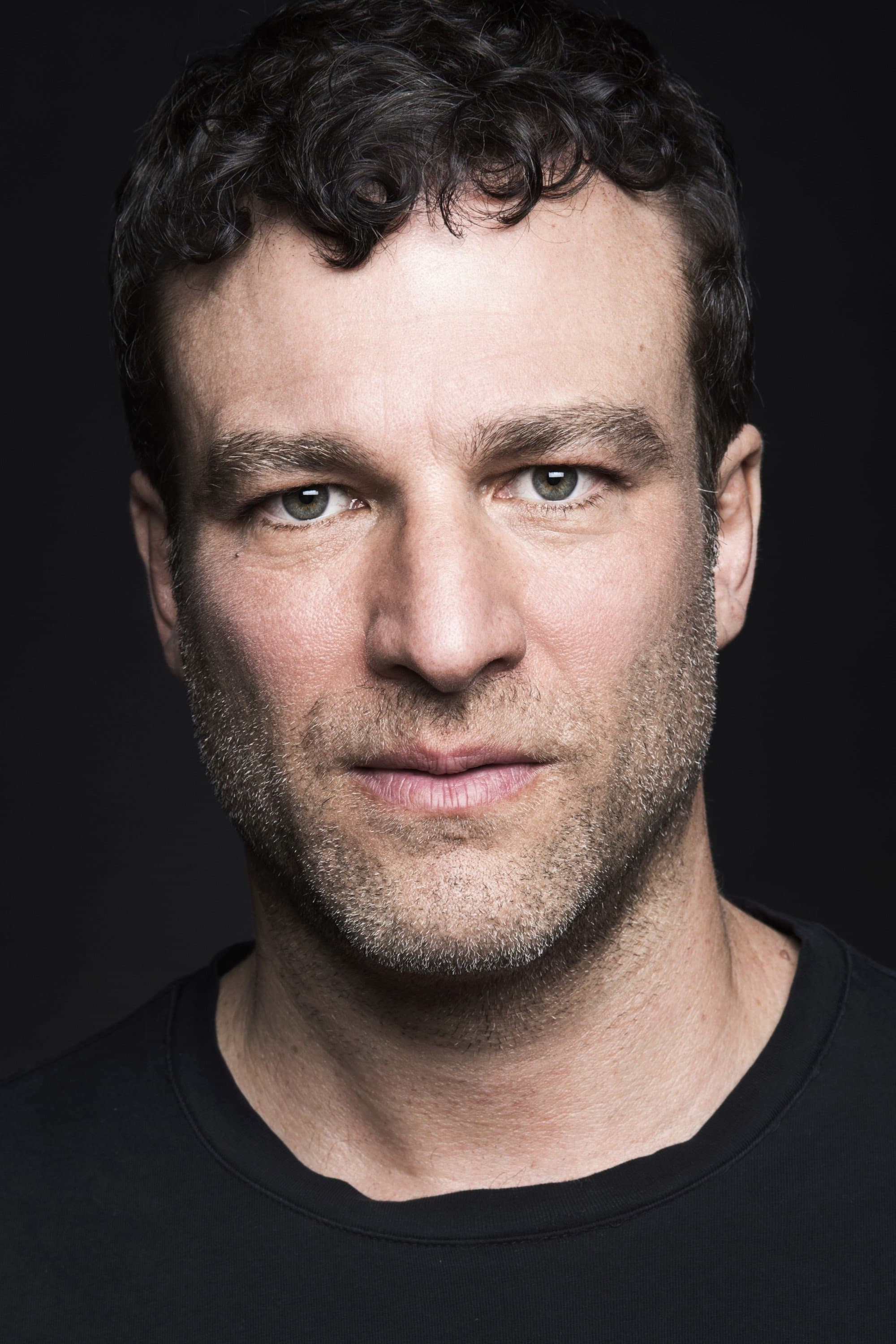 Robert Davide profile