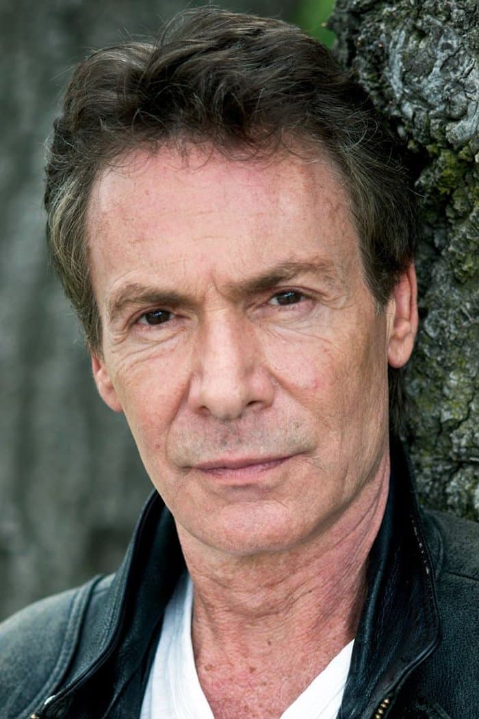 Robin Sachs profile