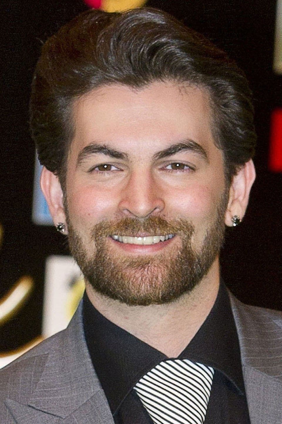 Neil Nitin Mukesh profile