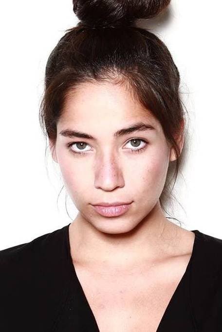 Thania Rodriguez profile