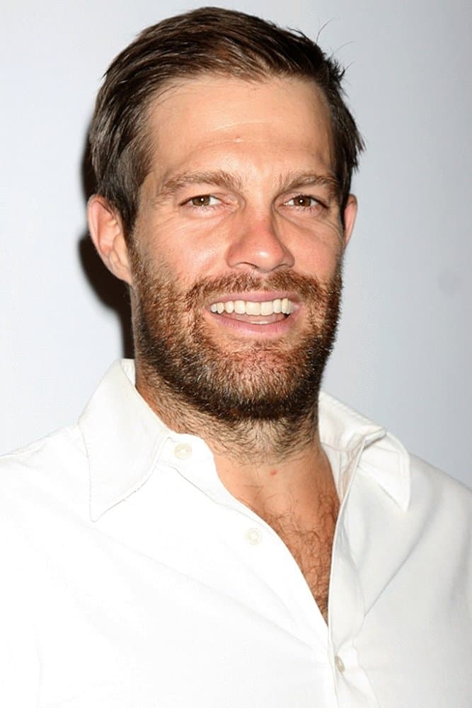 Geoff Stults profile