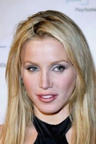 Amanda Swisten profile