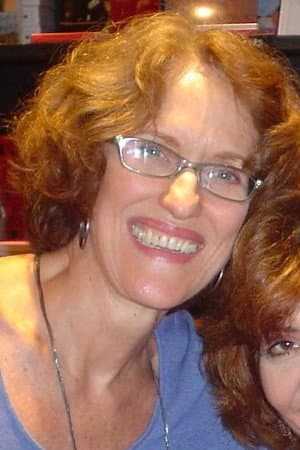 Betina Viany profile