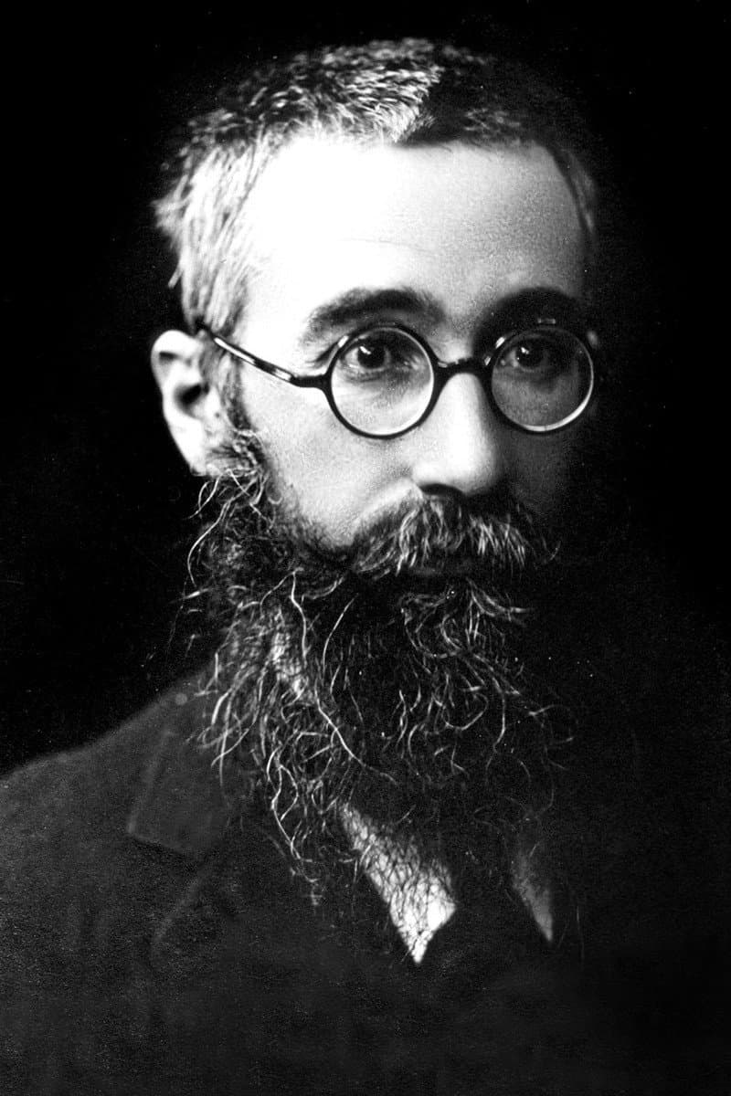 Ramón del Valle-Inclán profile