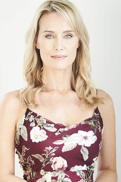 Jeanette Roxborough profile