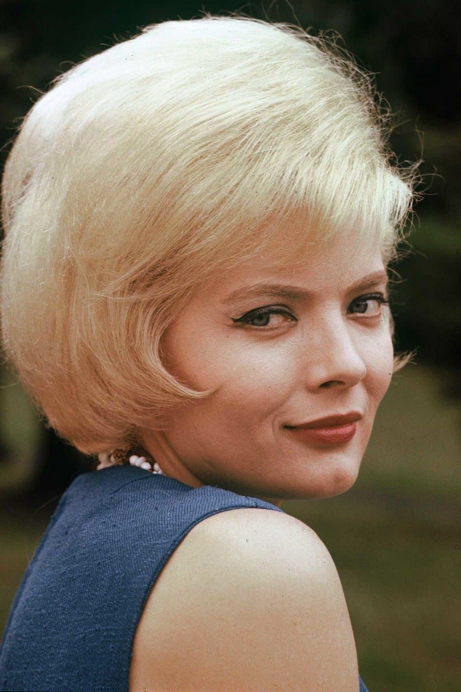 Corinne Marchand profile