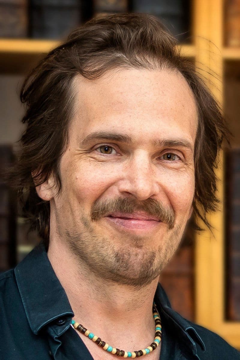 Kristian Leth profile