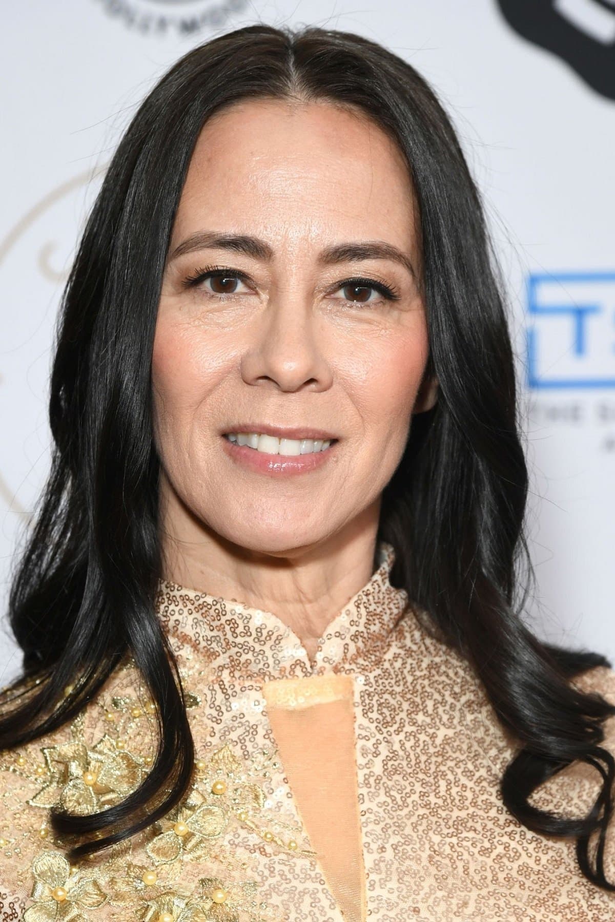 Angelique Midthunder profile