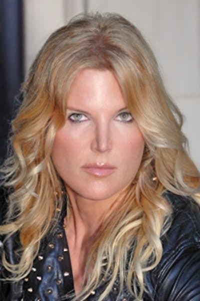 Louise Stratten profile