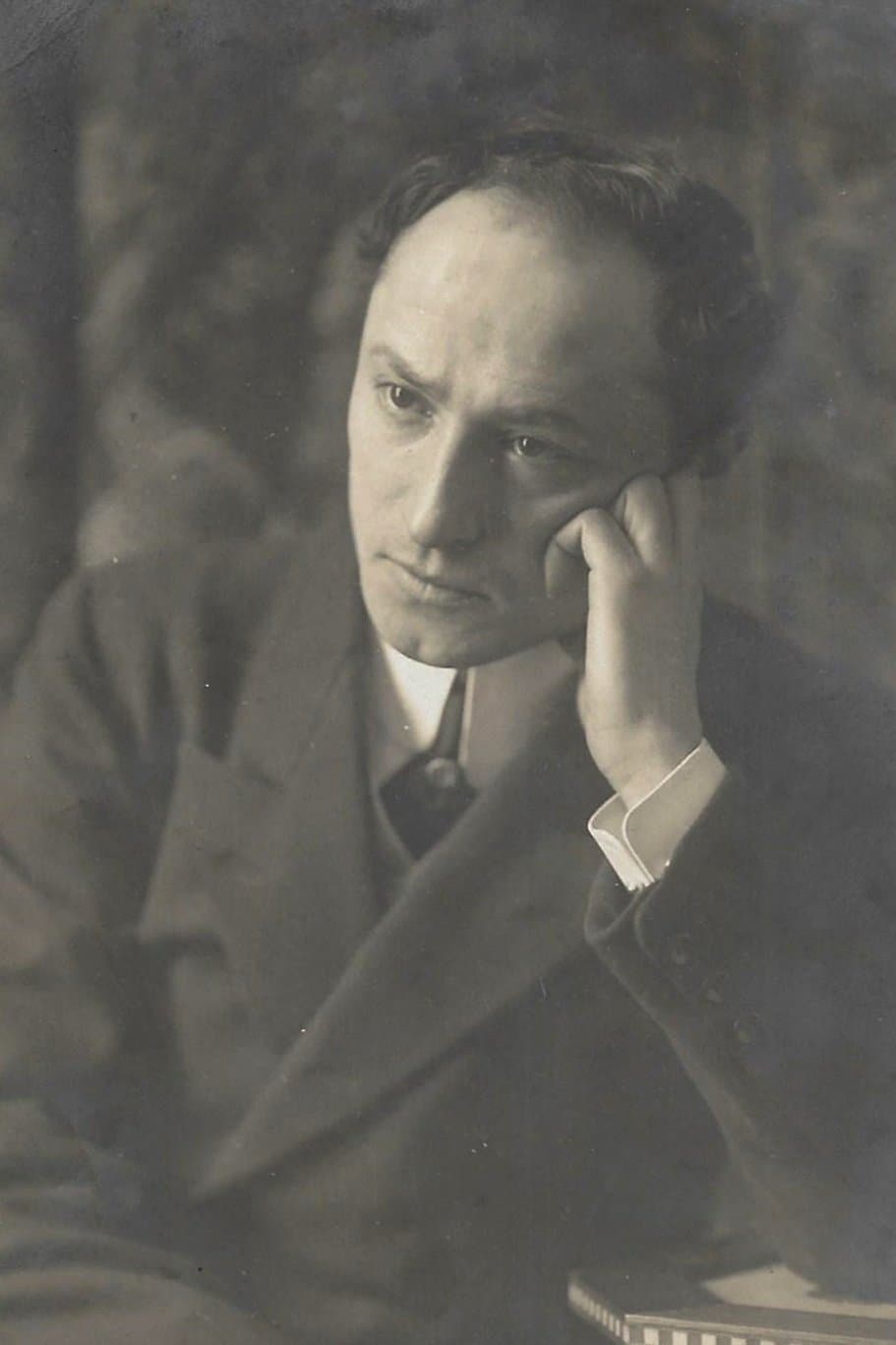 Ruggero Ruggeri profile