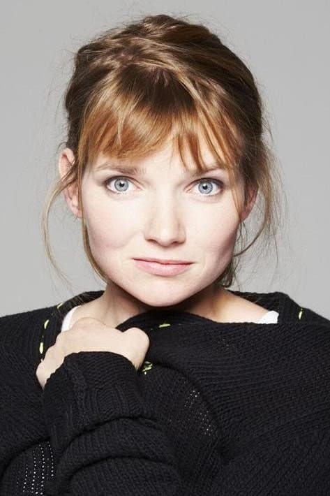 Sophie Quinton profile