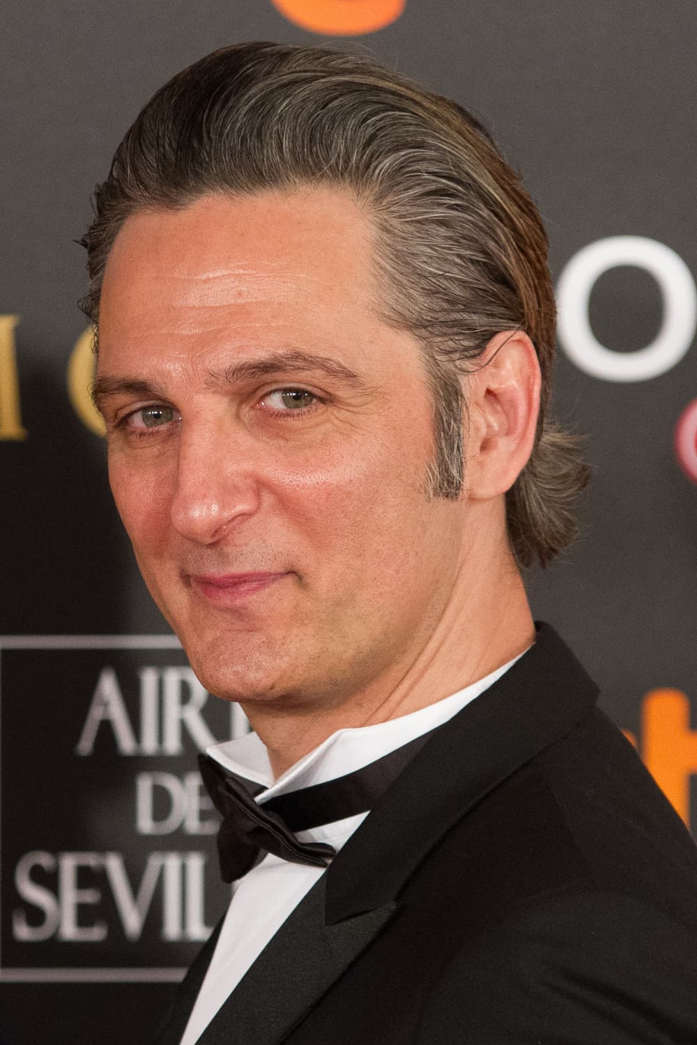 Ernesto Alterio profile