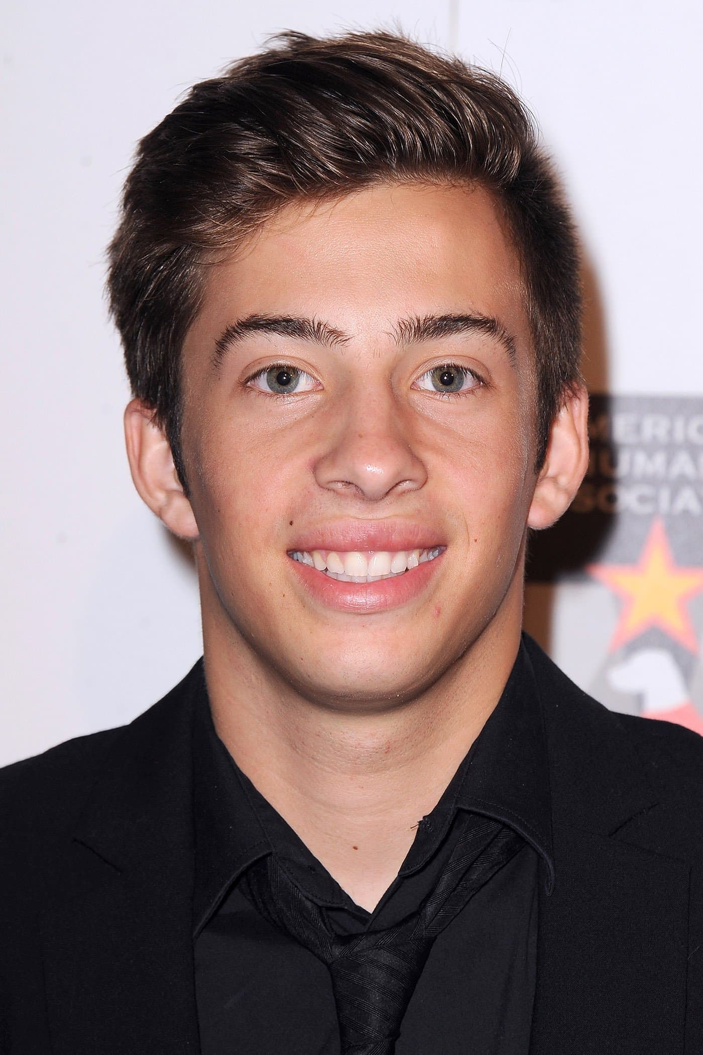 Jimmy Bennett profile