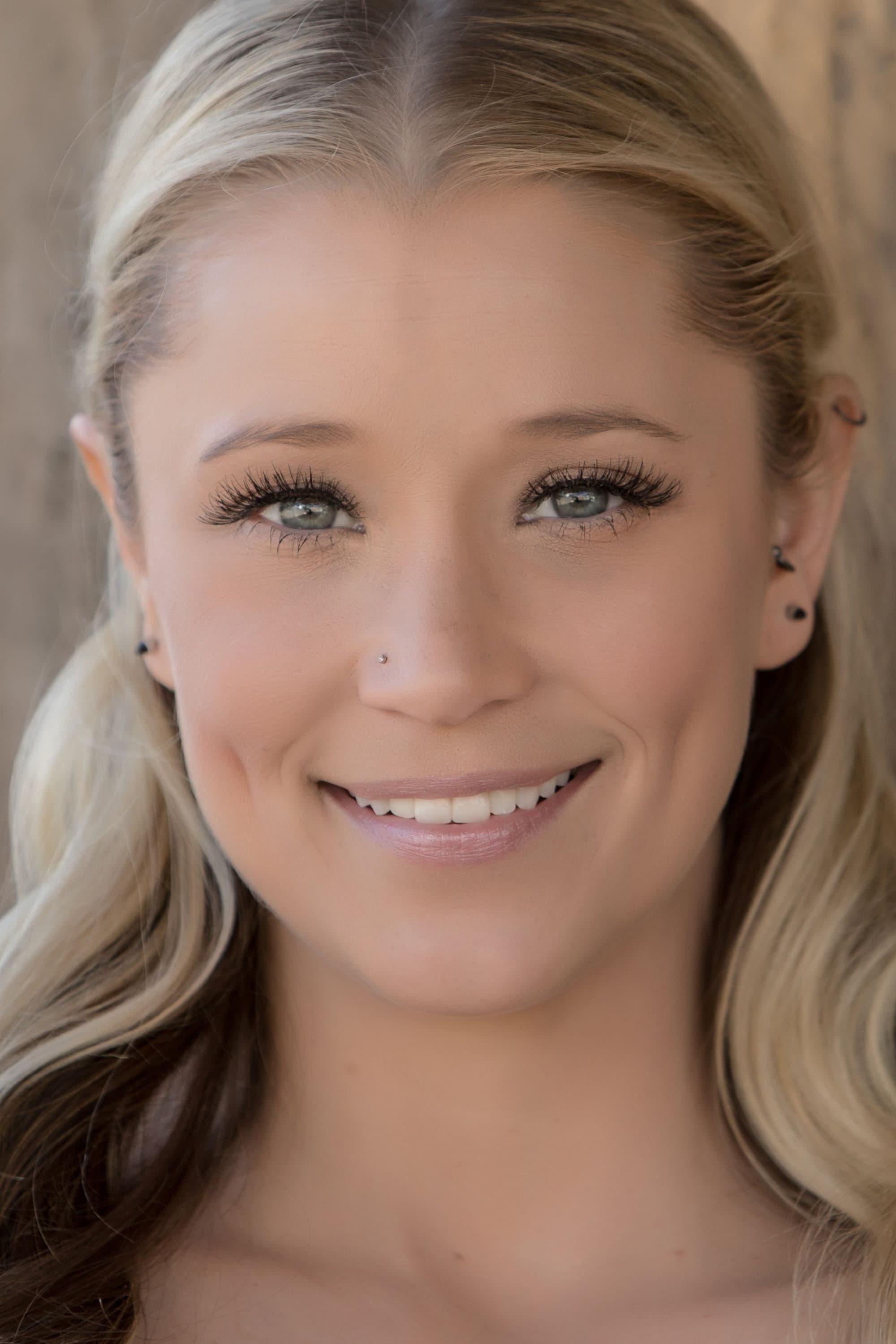 Kristen Renton profile