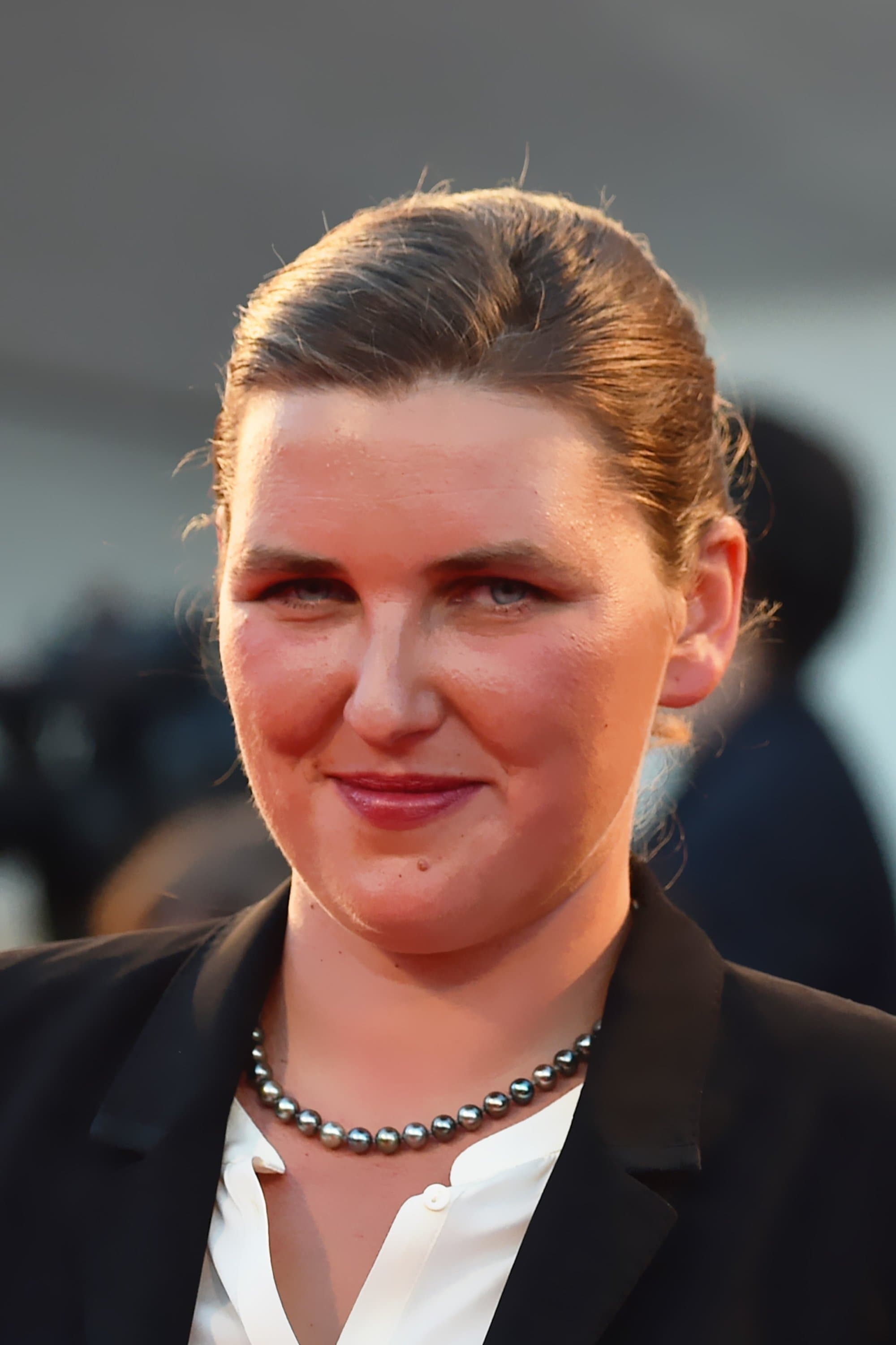 Marie-Julie Maille profile