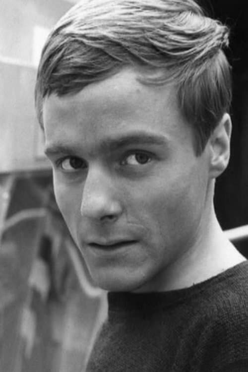 Michael Craze profile