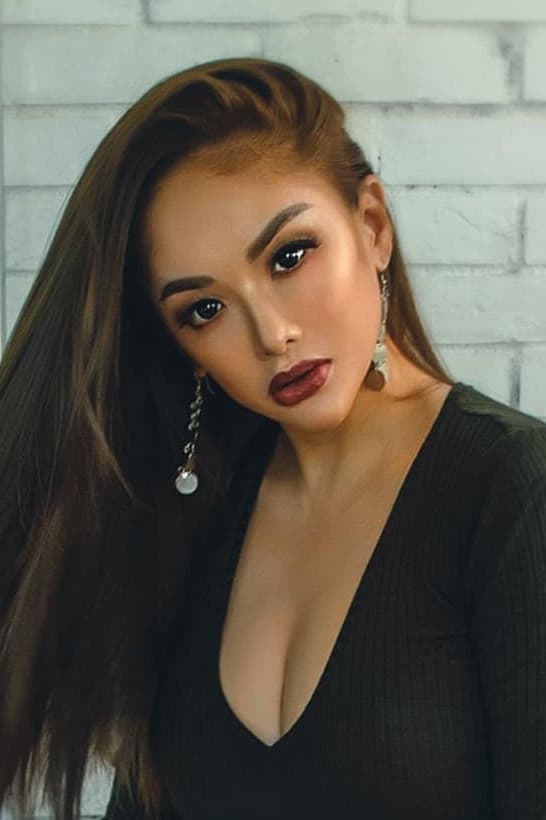 Gwen Garci profile