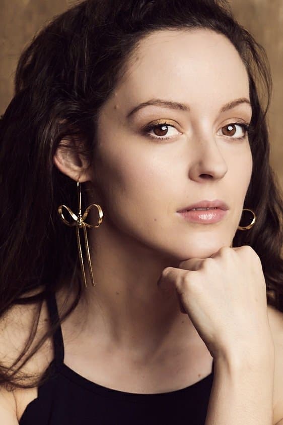 Jodi Lynn Thomas profile