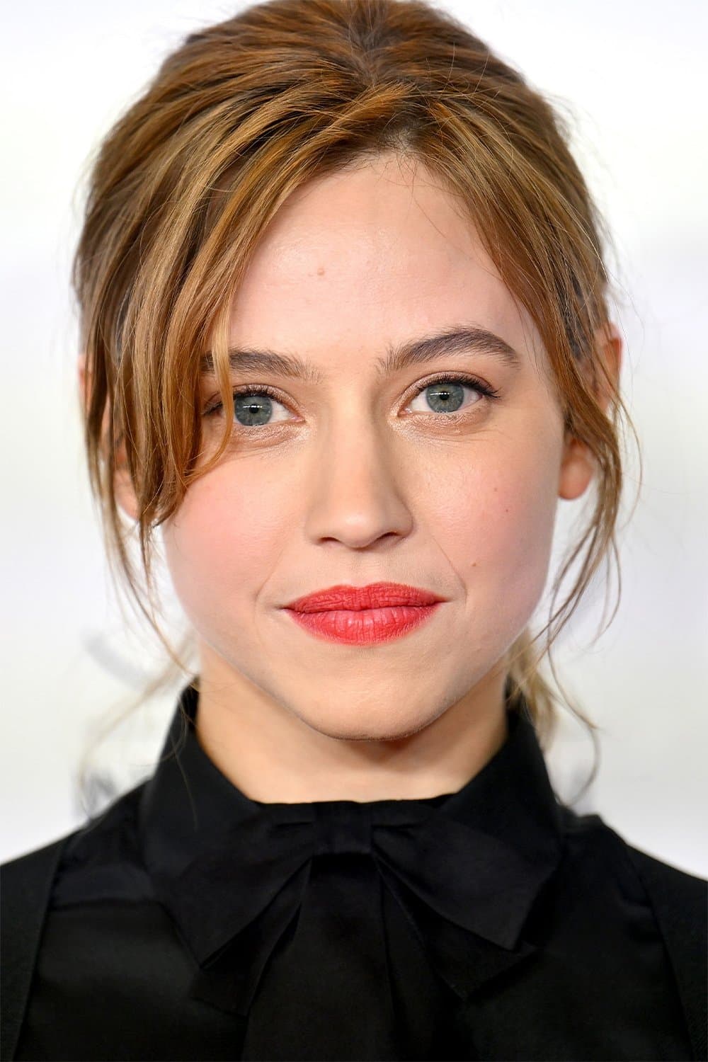 Lou de Laâge profile