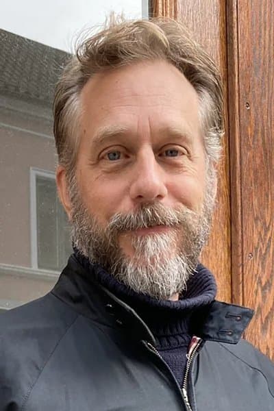 Erik Ahrnbom profile