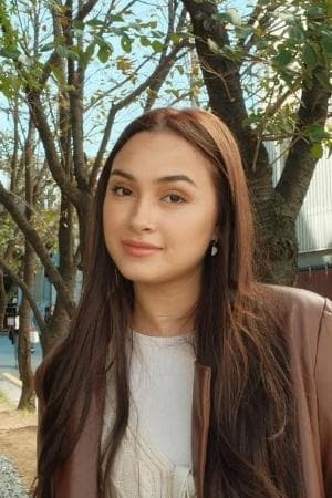 Caitlin Halderman profile