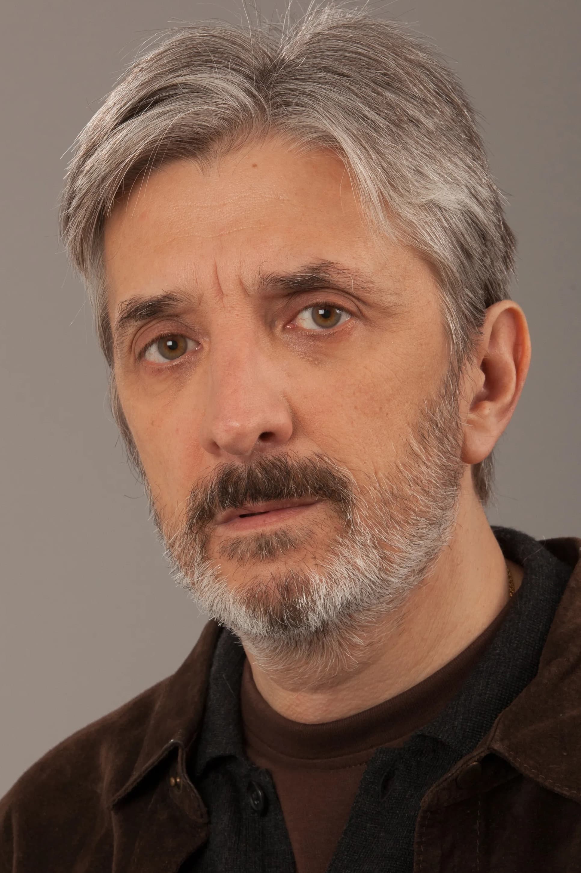 Miguel Guilherme profile