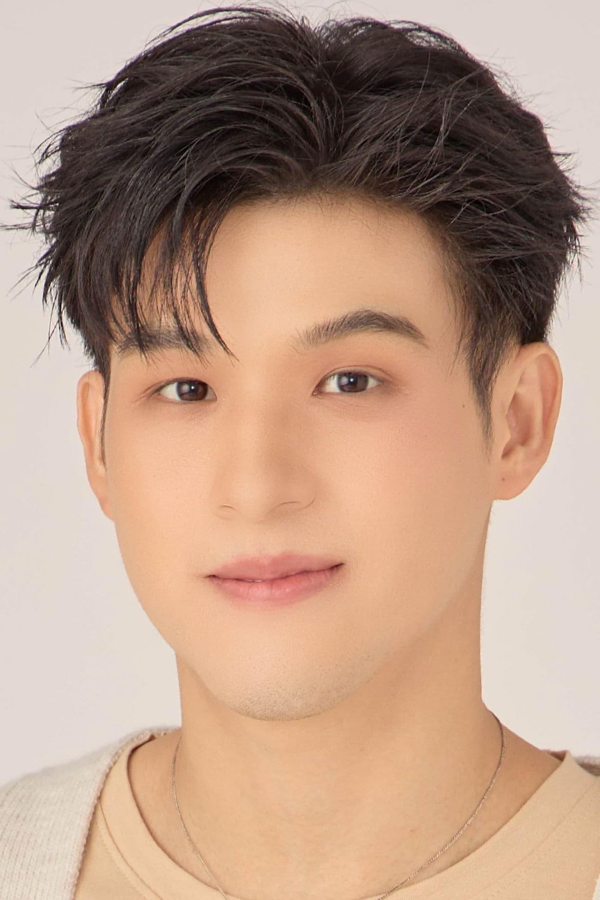 Wongravee Nateetorn profile