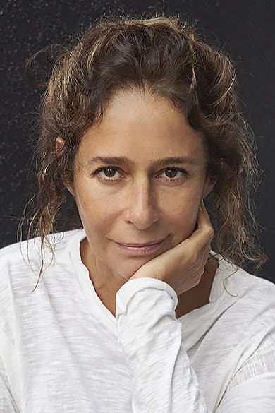 Andréa Beltrão profile