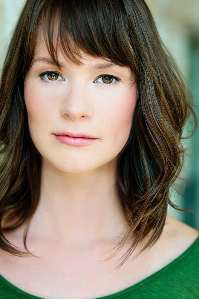 Samantha Ireland profile