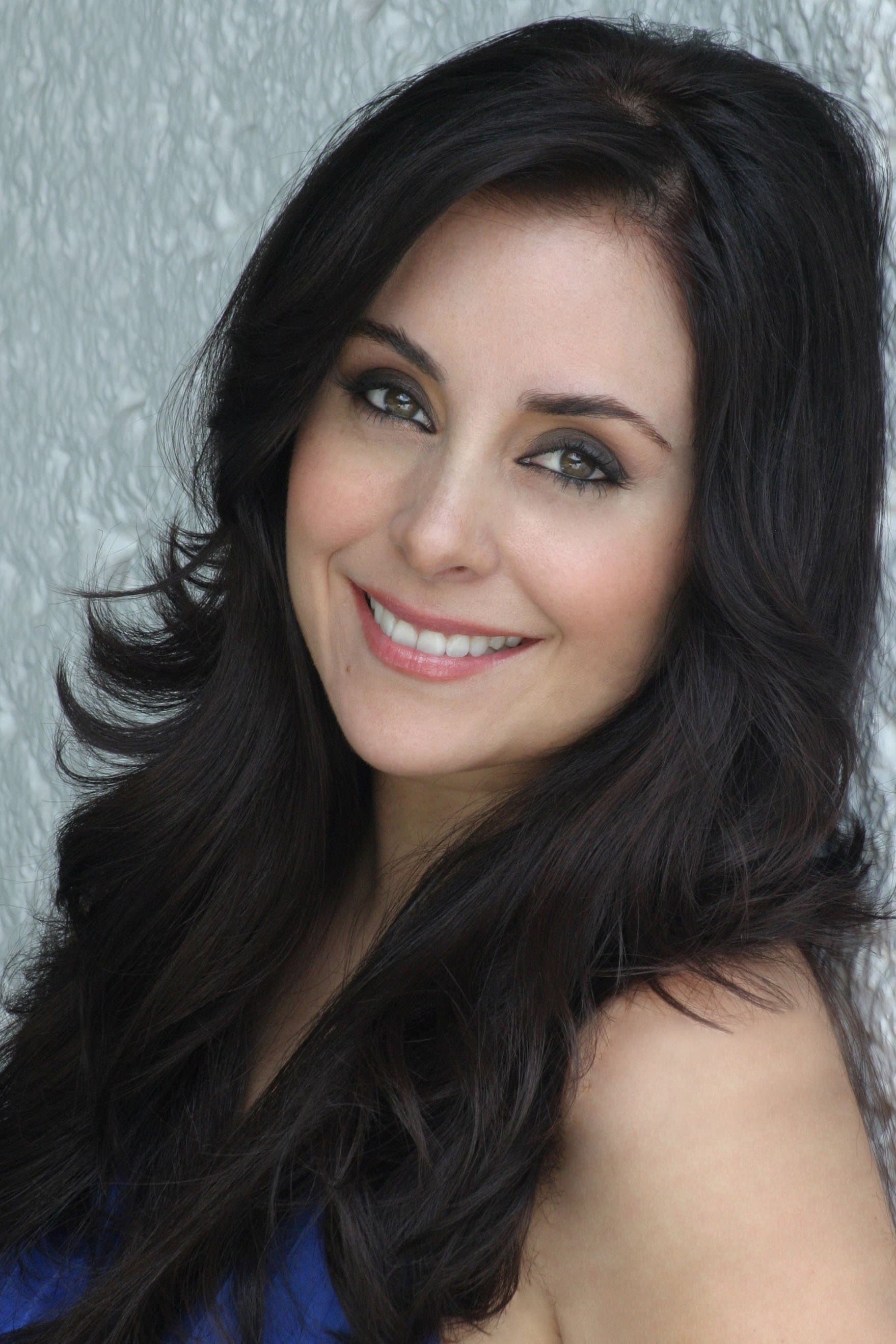 Karyme Lozano profile