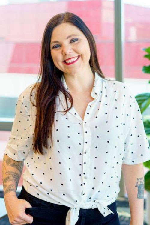 Trish Bendix profile