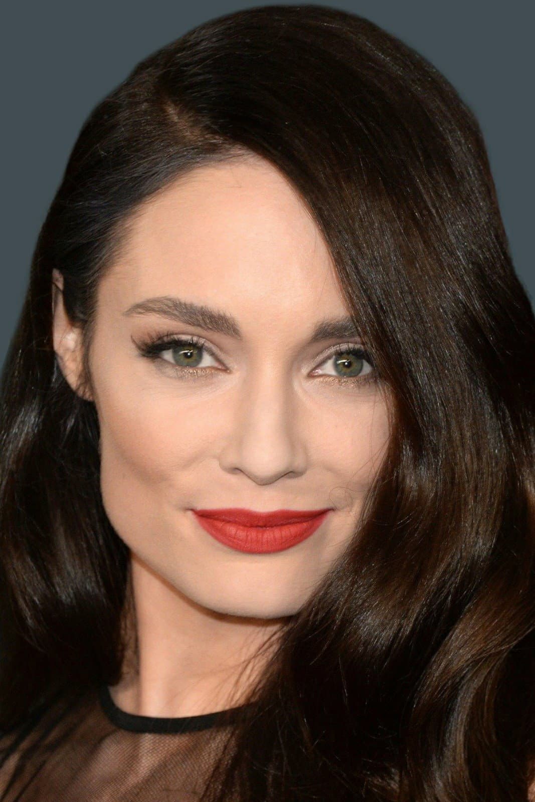 Mallory Jansen profile