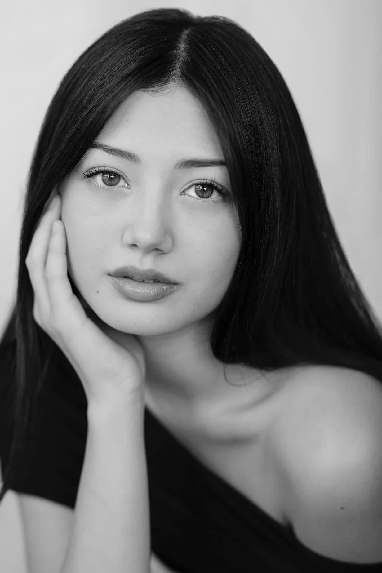 Miku Martineau profile