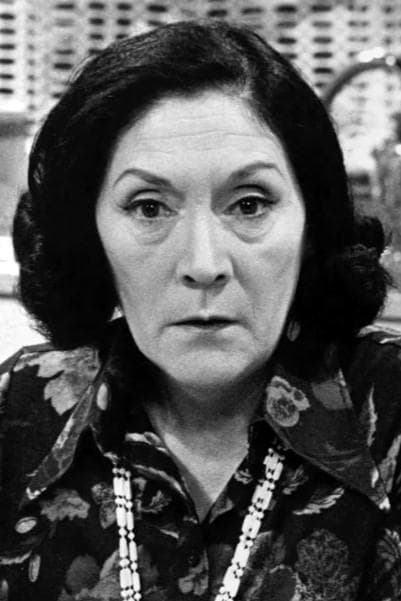 Queenie Watts profile