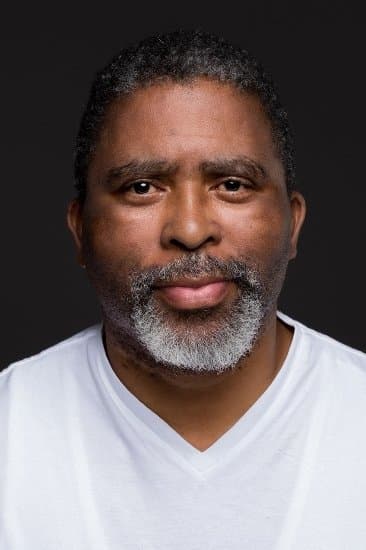 Sello Motloung profile