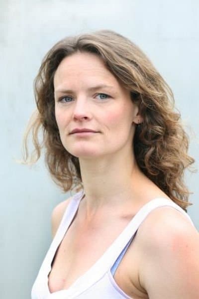 Nellie Burroughes profile