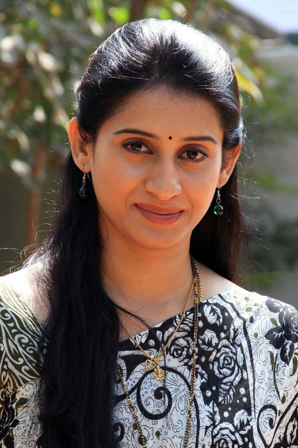 Meena Vasu profile