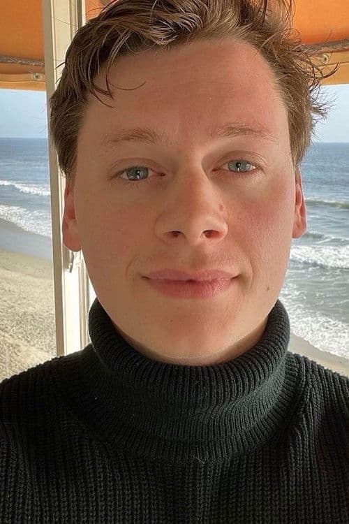 Connor Williams profile