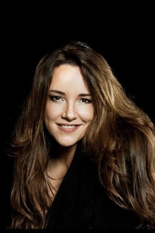 Ana Carolina profile