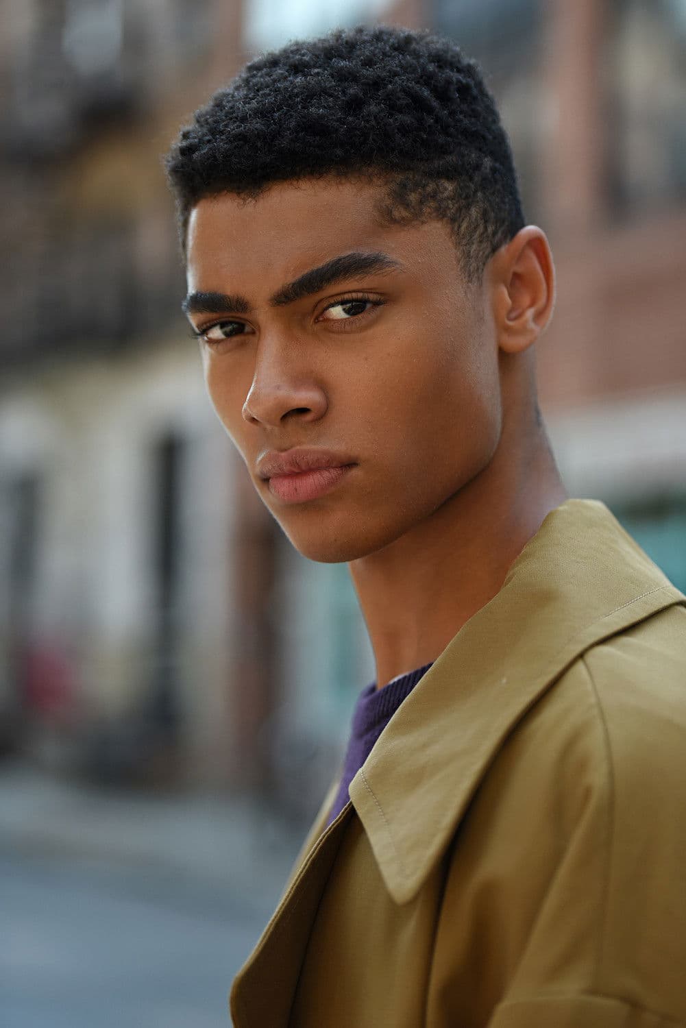 Désiré Mia profile