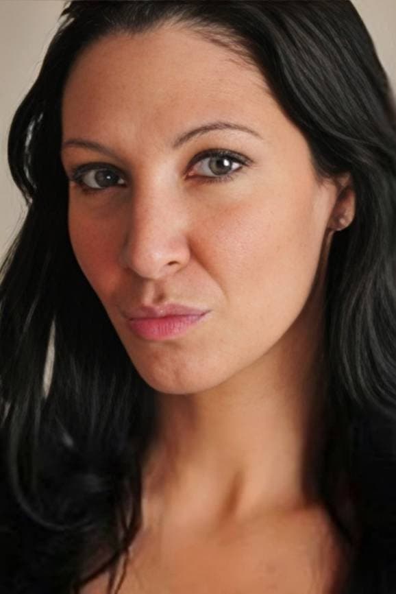 Angelina Leigh profile