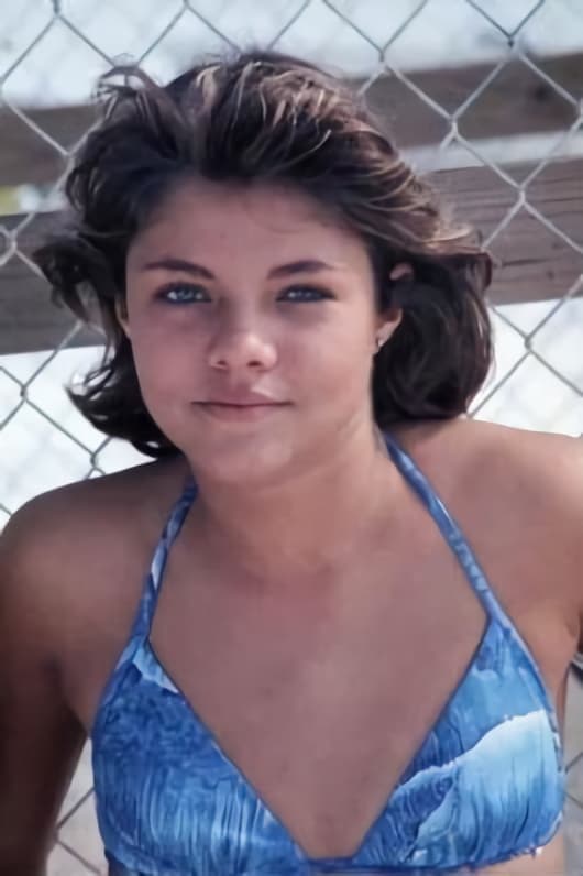 Donna Wilkes profile