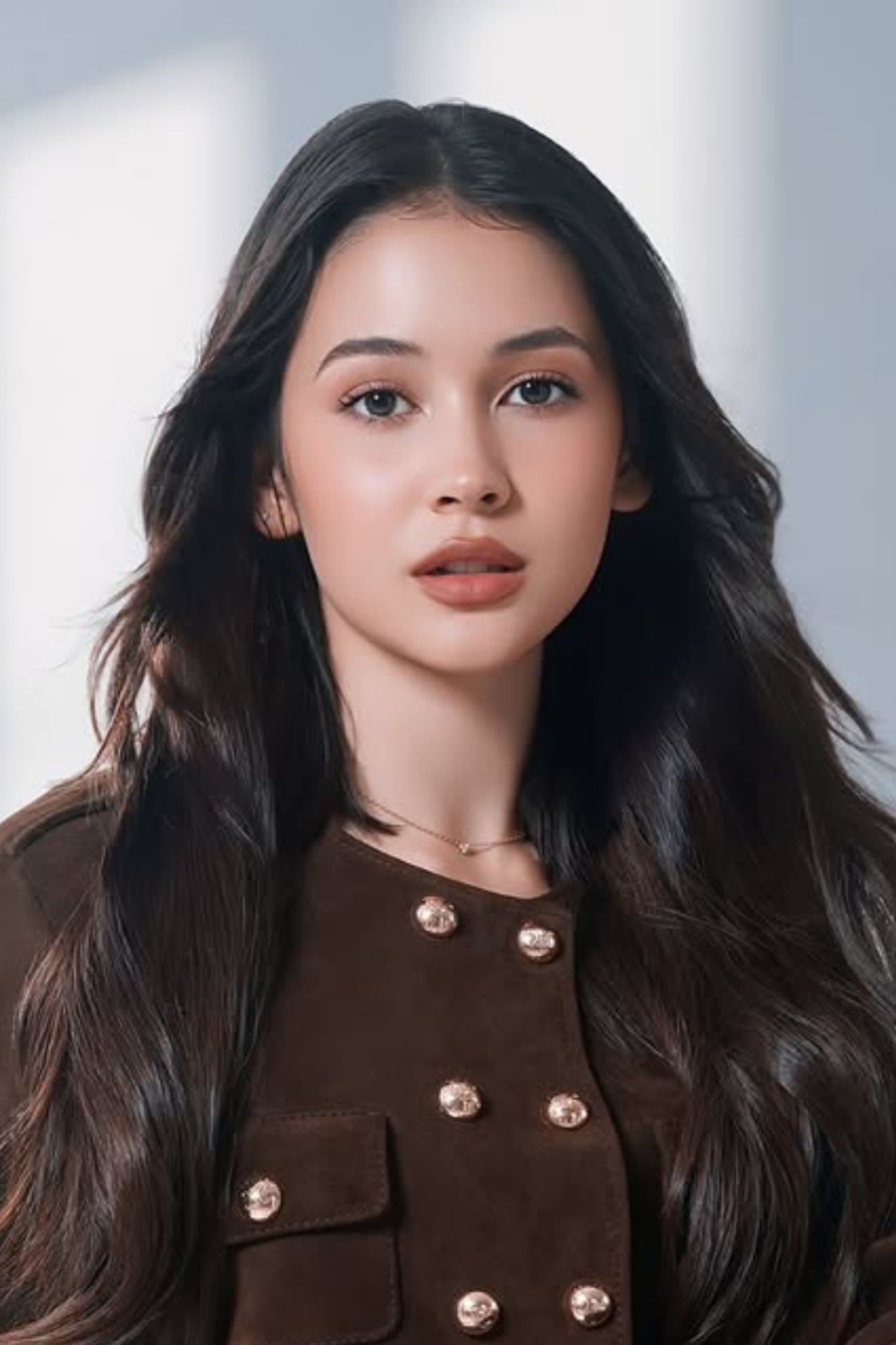 Sandrinna Michelle profile