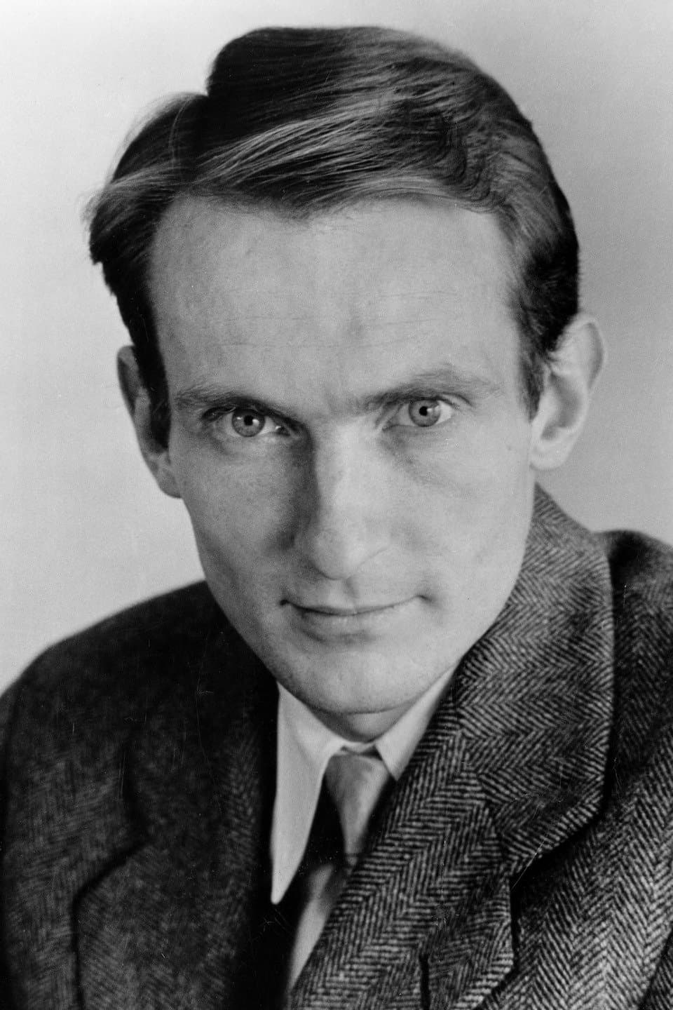 Roberts Blossom profile