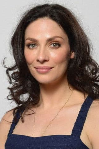 Joanne Kelly profile